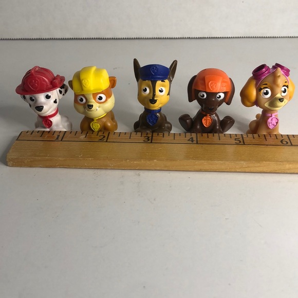 Lot of 5 Paw Patrol Mini Figures 2” tall Toys Cake Toppers - Picture 1 of 3